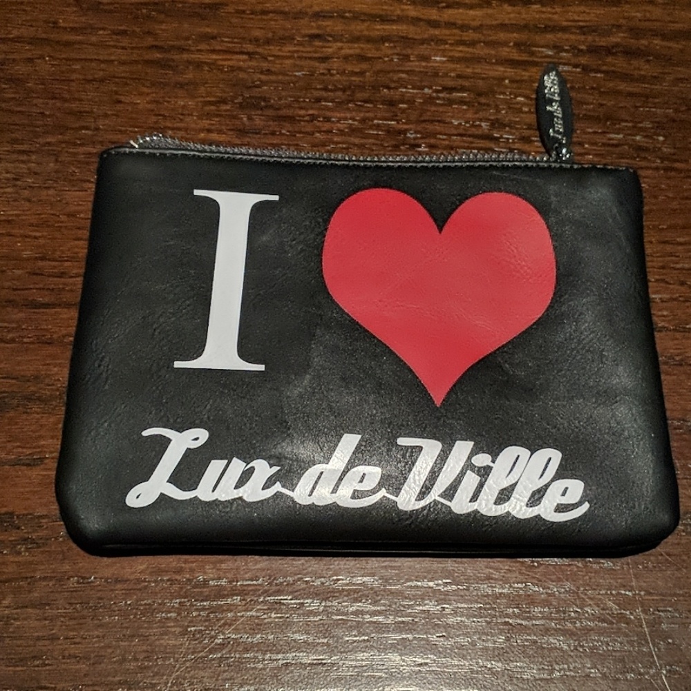 Nwt lux de ville coin purse
